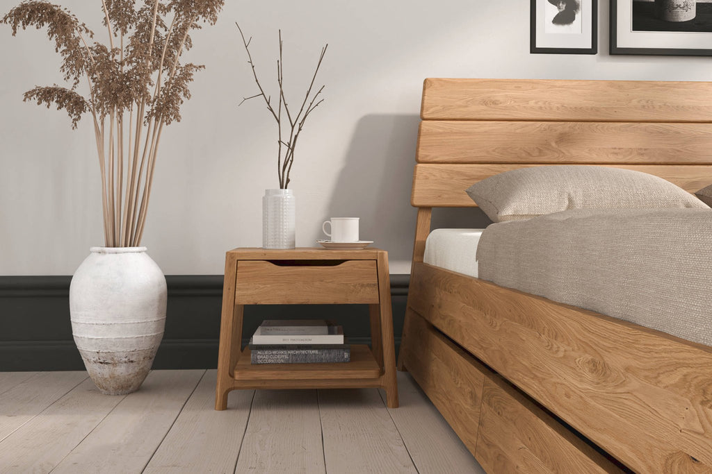 Bett TRONDHEIM Eiche massiv mit Holzkopfteil - Empinio24 - 140x200 - 