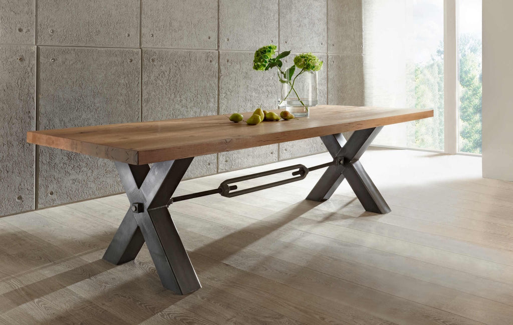 Esstisch in Industrial - Style Eiche massiv Roma - Empinio24 - Rustikale Eiche geölt - 180x100 cm - 