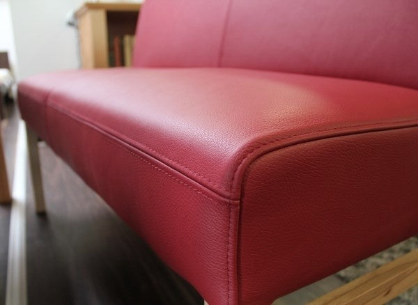 Sitzbank aus Leder 120 cm Beine aus Buche oder Eiche Farben wählbar SOPHIE